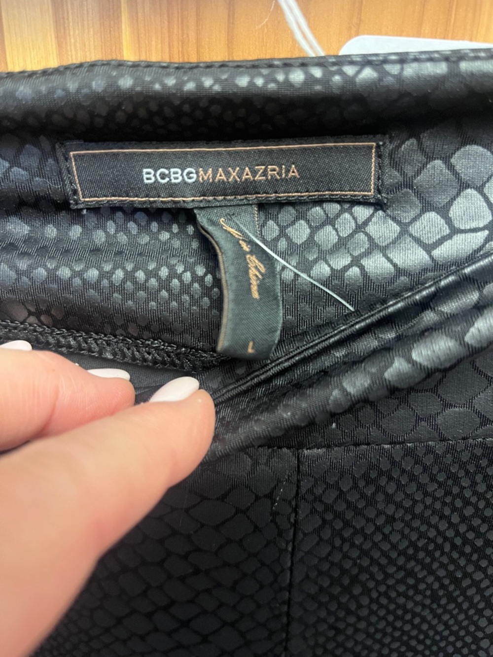 BCBGMaxAzria Black Faux-Snakeskin Leggings - Picture 2 of 4